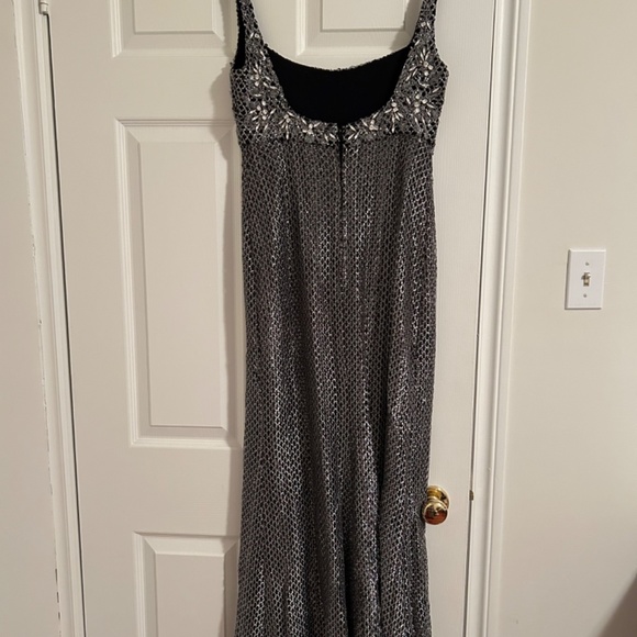Badgley Mischka Black and Silver full length dress - Picture 4 of 10